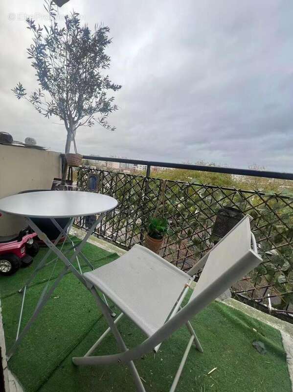 Photo 3 - Appartement à MONTREUIL