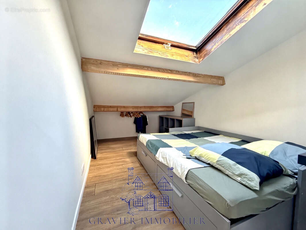 Maison à LA VALETTE-DU-VAR