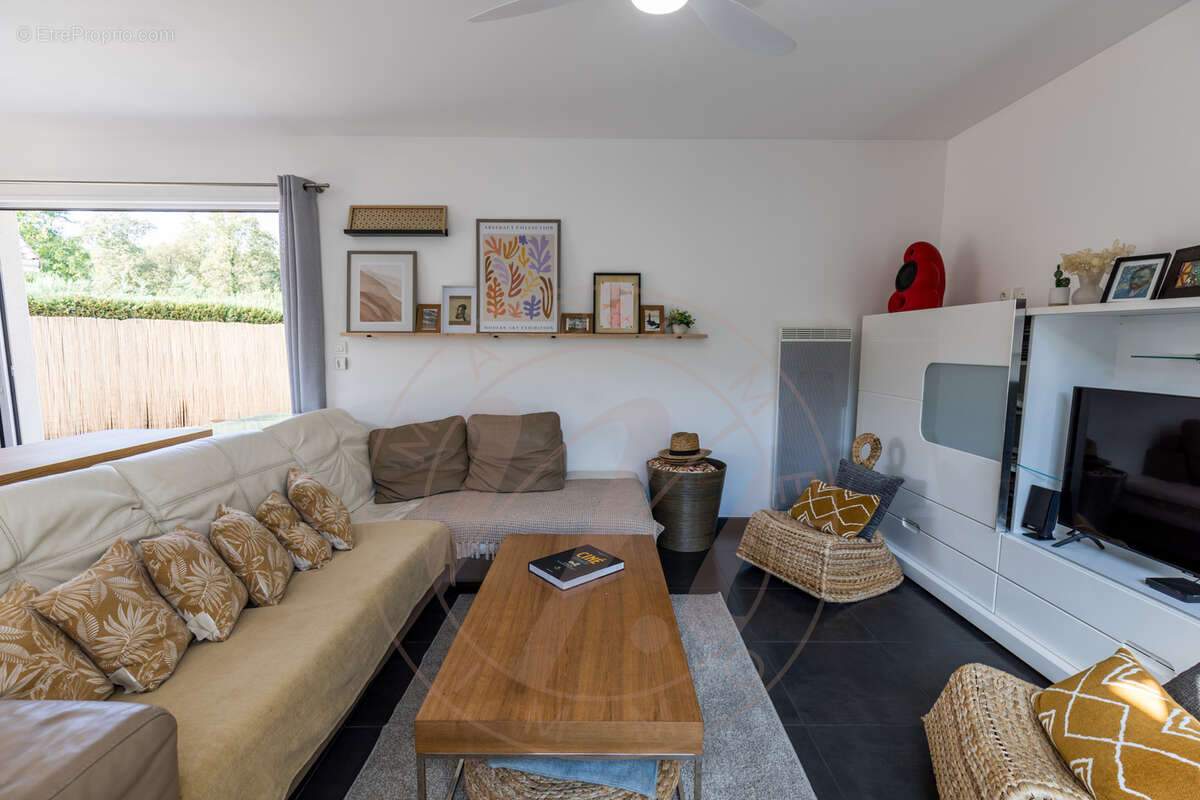Maison contemporaine avec patio   Un véritable cocon de sérénité à Saint-Pierre-du-Mont - photo 4