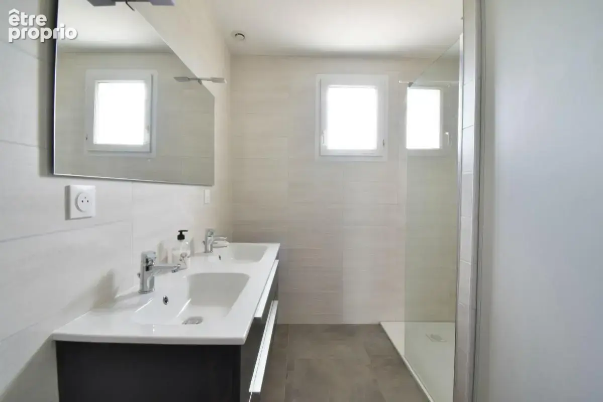 Exclusivité / Très beau plain pied / Cadre de vie agréable / 63160 Billom - photo 12