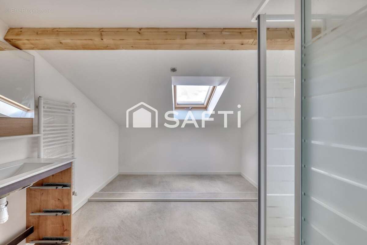 Photo 8 - Maison à SAINT-MAUR-DES-FOSSES