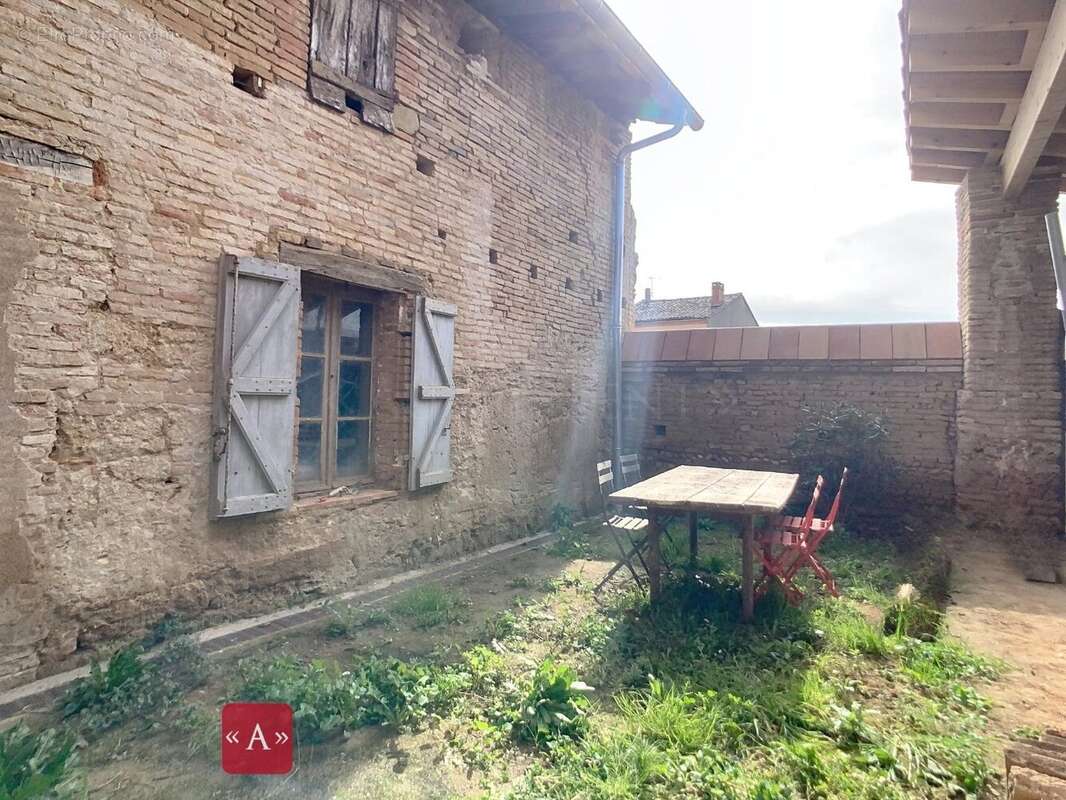 Maison à BUZET-SUR-TARN