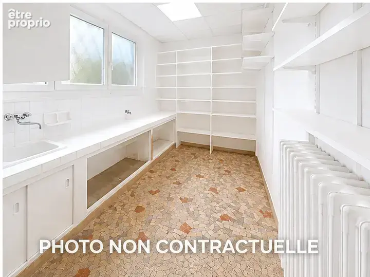 Local commercial 77 m2   Belle visibilité   Axe passant - photo 3