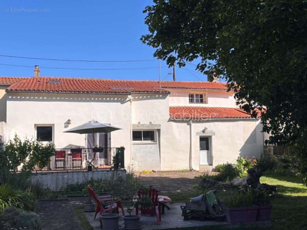 Maison à GESTE