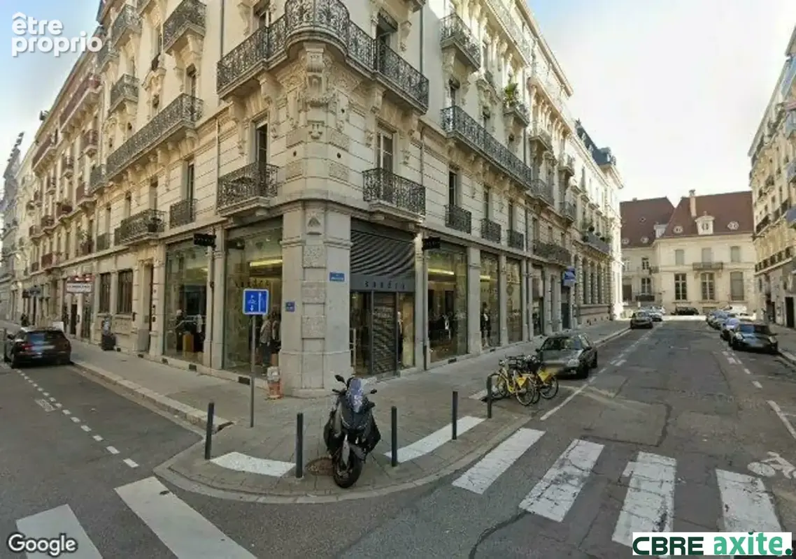 Photo Autres à Grenoble au prix de 500 000€