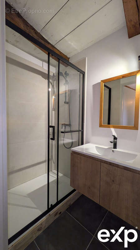 Appartement à VEYNES