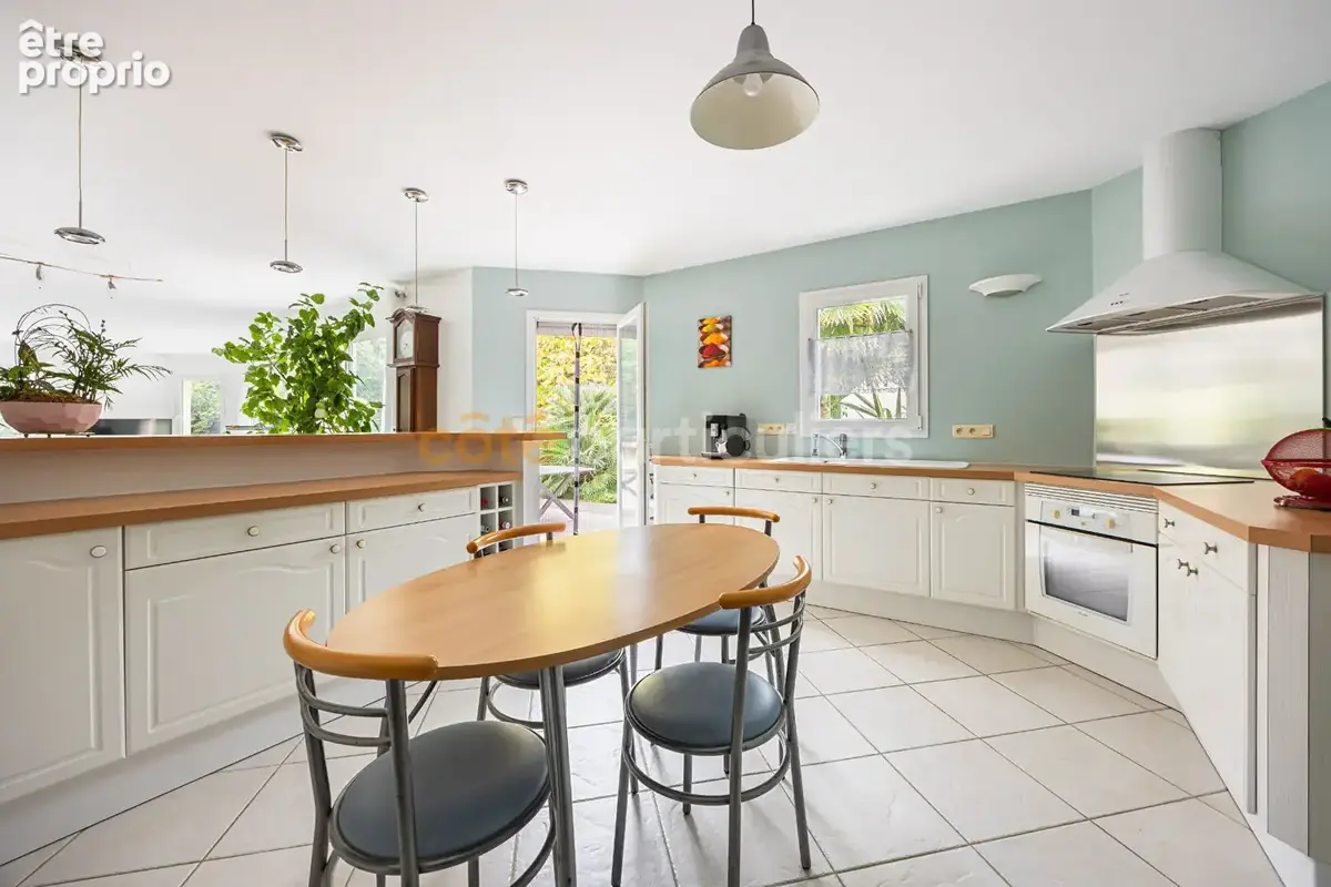 Heric--maison--plain pied--grande piece de vie--4 chambres--jardin--garage--30  min de nantes - photo 4