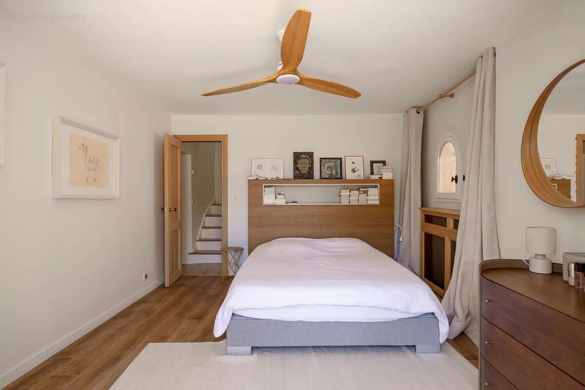 Maison à PUGET-VILLE