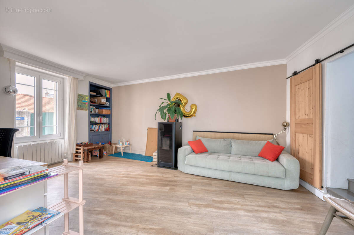 Maison à VILLEPREUX