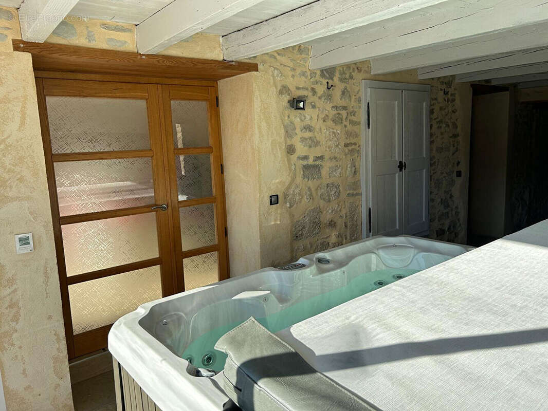 Maison 273m² à aranc - photo 8