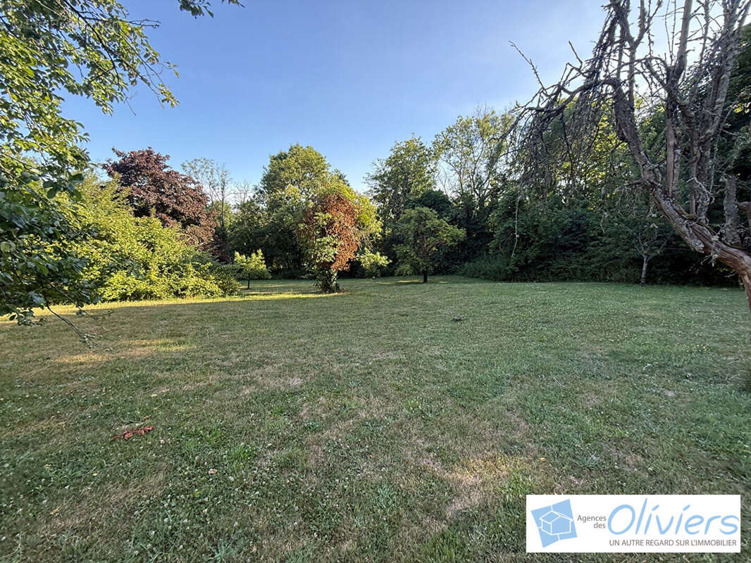 Terrain à CHEVREUSE