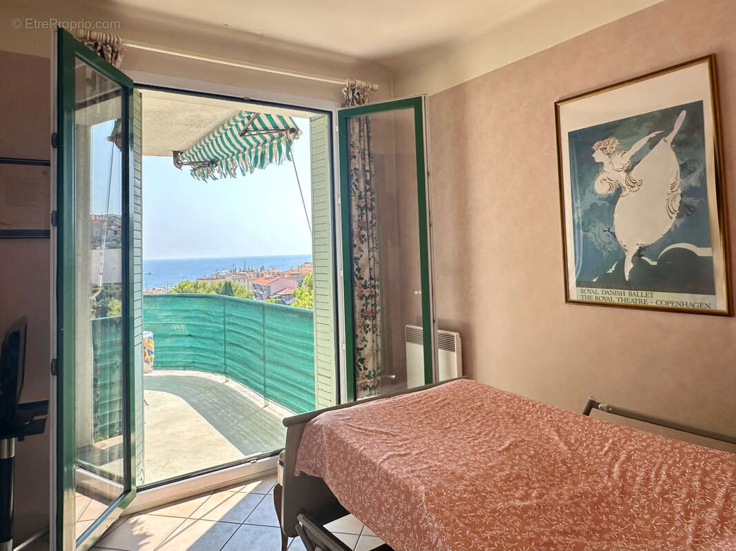 VIAGER OCCUPE - Appartement centre de Cassis - photo 7