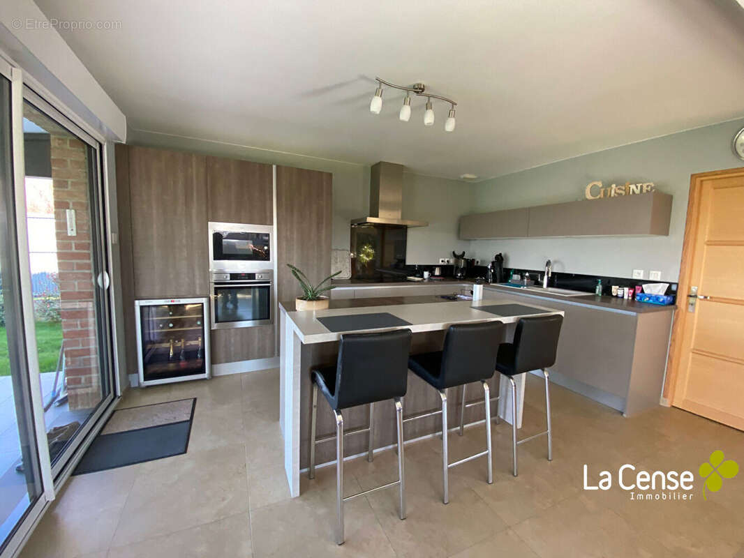 CAMPHIN-EN-PEVELE- Superbe maison individuelle en semi plain-pied - photo 10
