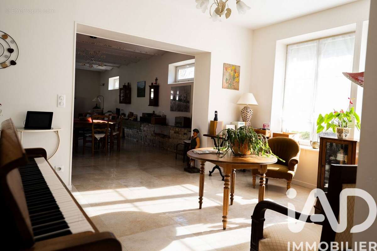 Photo 5 - Maison à SOMMEPY-TAHURE