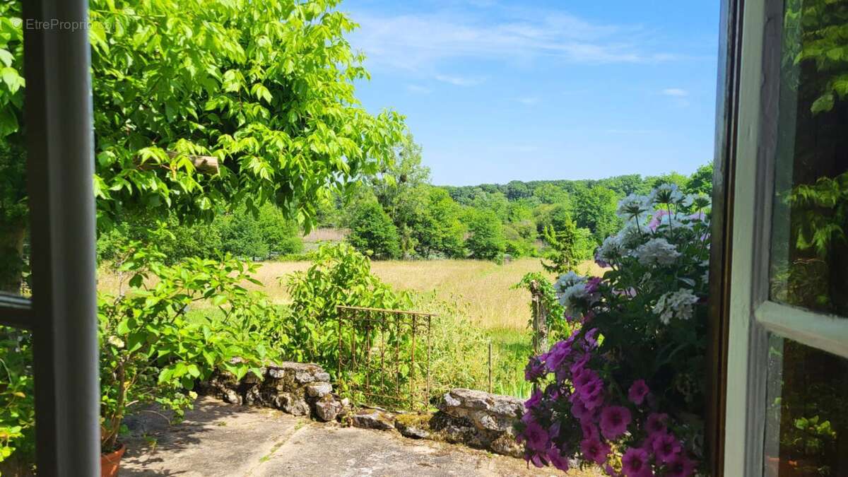 Maison à ECHOURGNAC