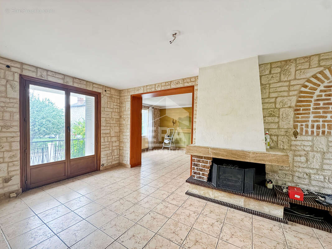 Maison à SAINT-HILAIRE