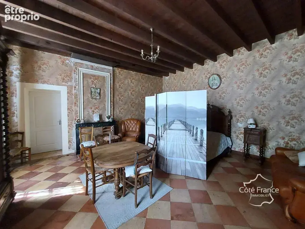 Maison de maître en pierre   Piscine   Dépendances 400 m2 - photo 6
