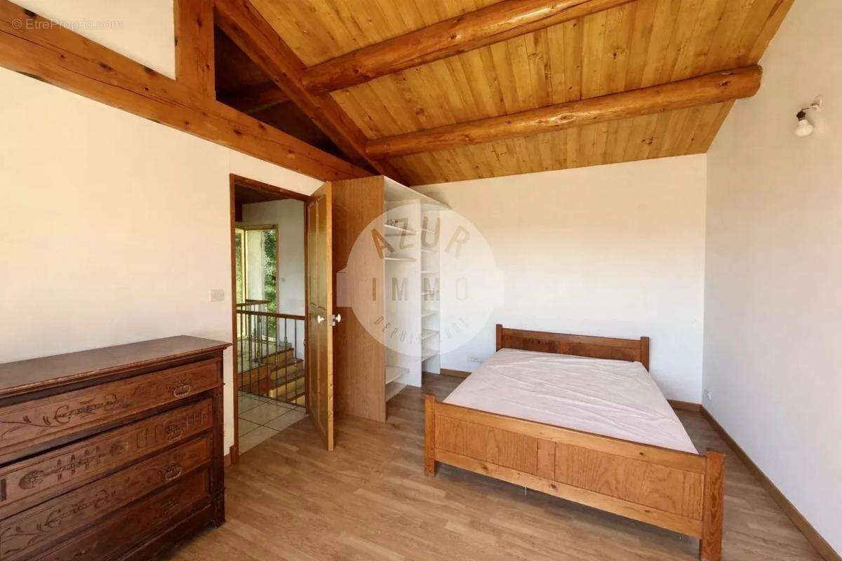 Maison à ROQUEVAIRE