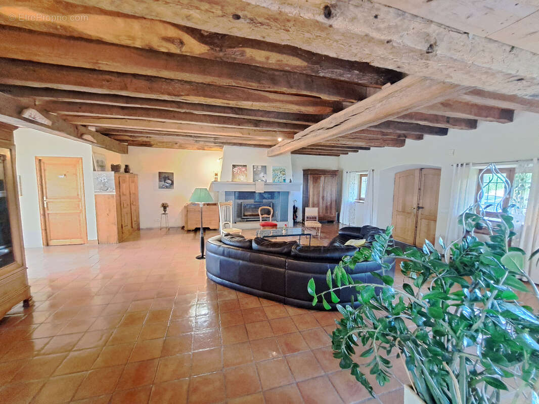 Magnifique propriété à Marcellaz-Albanais - photo 6