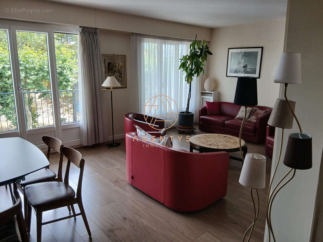 Appartement 89 m² à Saint-Maur-Des-Fosses  - photo 3