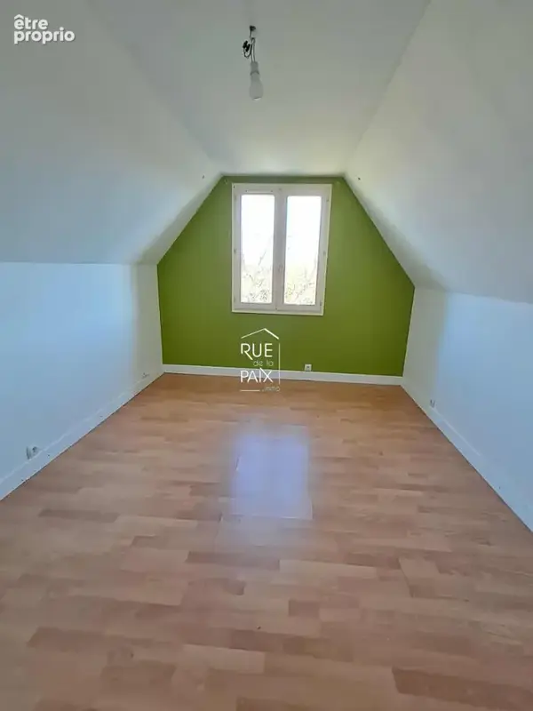Maison sur sous sol , secteur prisé de Naintré 191.90 m2 - photo 12