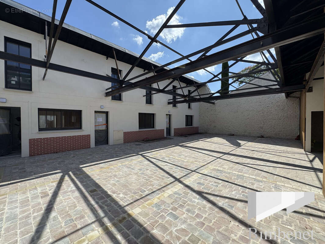 Appartement 112 m² à Orleans  - photo 3