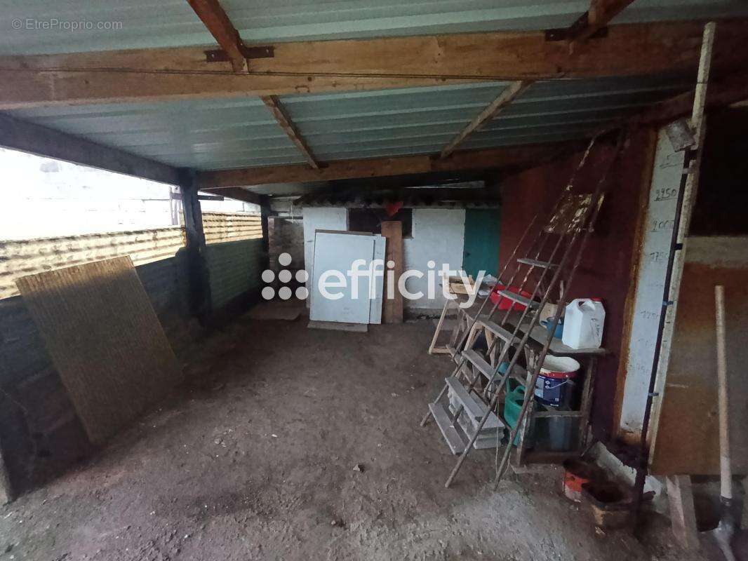 Maison à EAUCOURT-SUR-SOMME