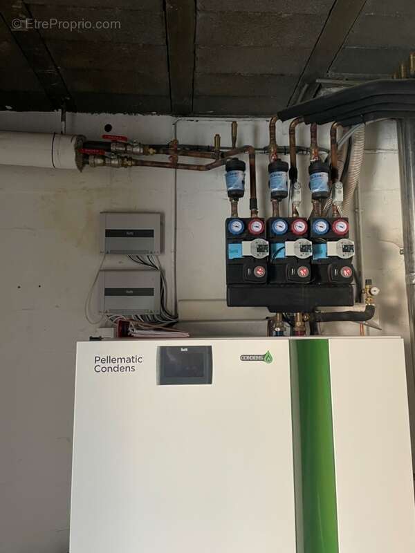 Maison à SAINT-JUNIEN