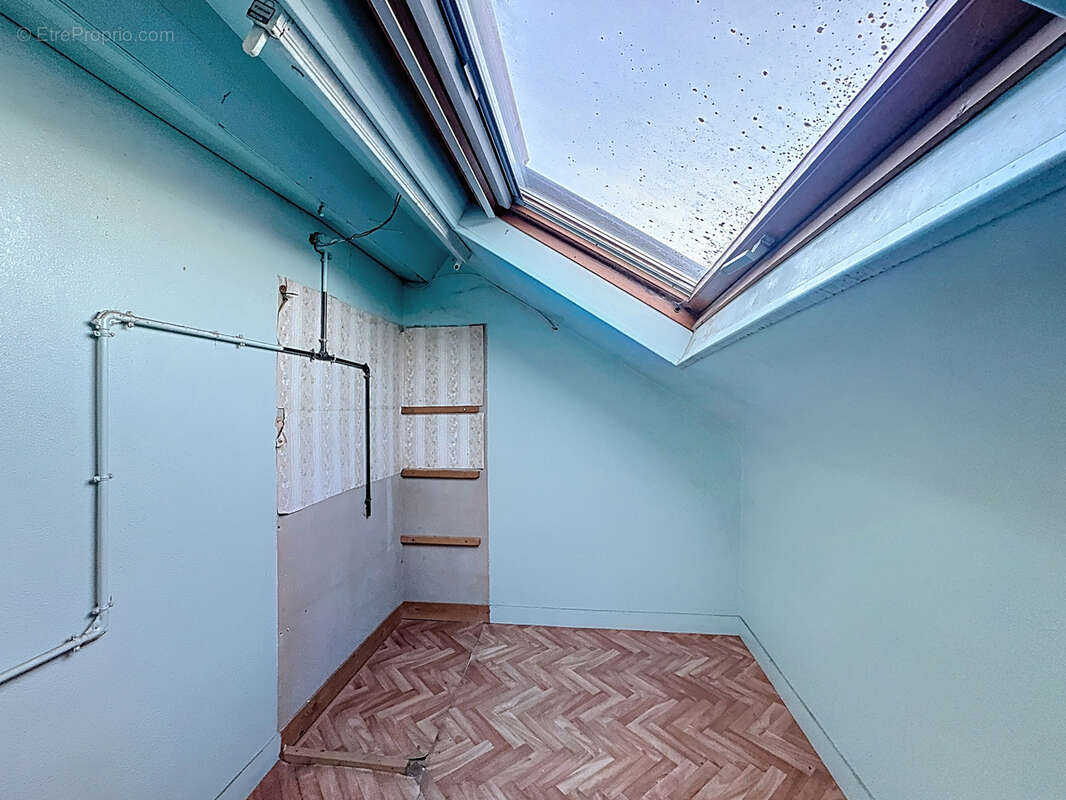 Maison à PARAY-VIEILLE-POSTE