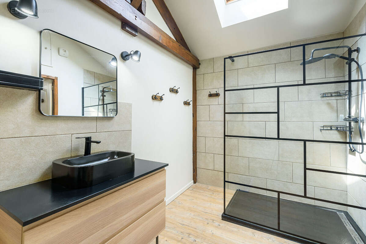 Maison 6 pièce(s) 234 m2 - photo 16