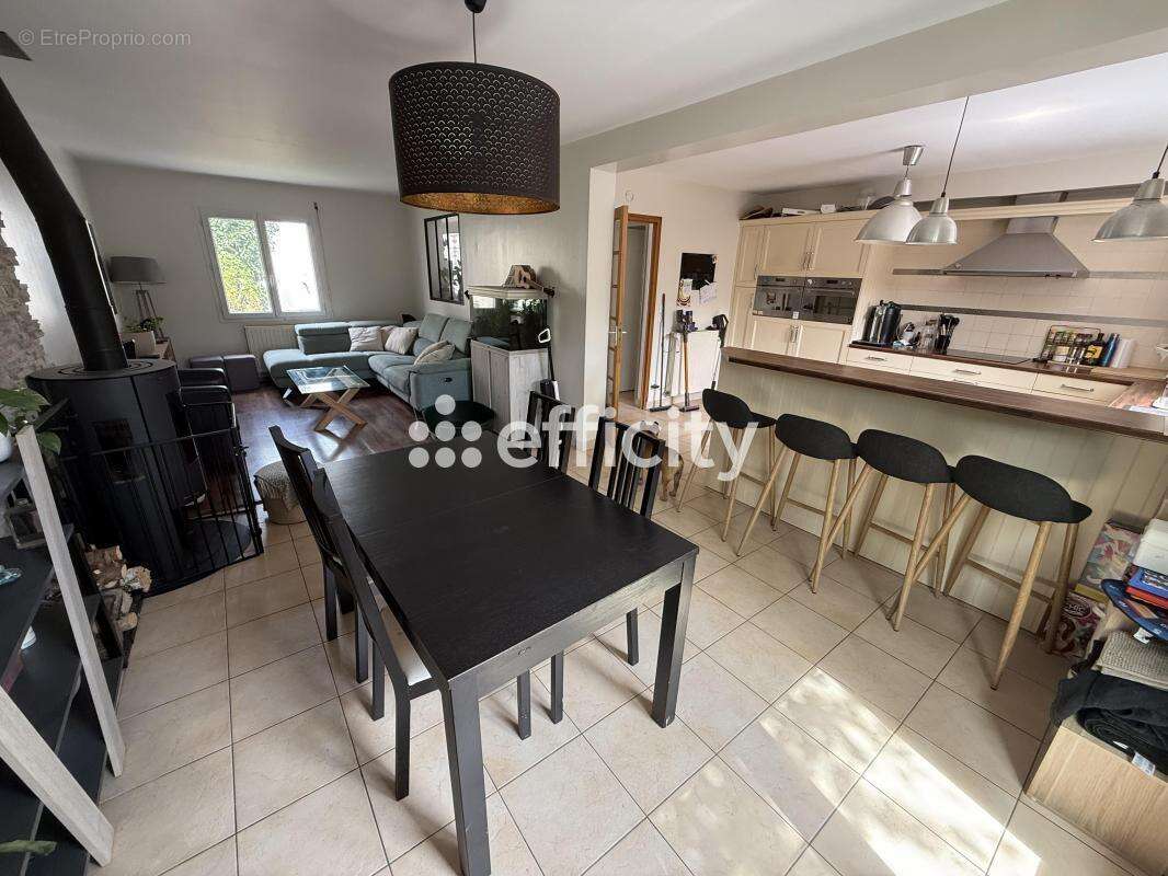 Maison à MORSANG-SUR-ORGE