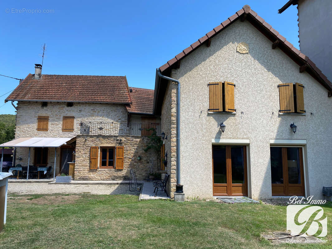 Maison à HIERES-SUR-AMBY