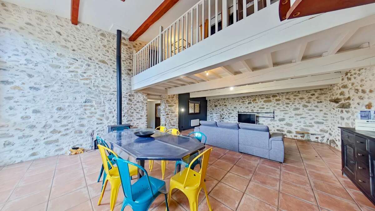 Maison à MARQUIXANES