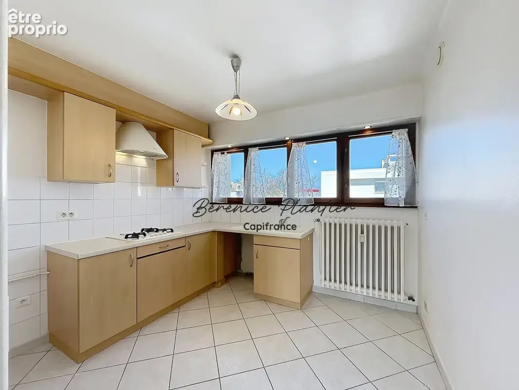 ANNEMASSE – Au calme -Grand T3 lumineux de 79,53 m² avec balcon, cave et garage en option - photo 6