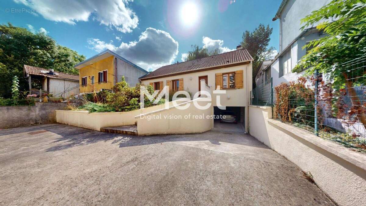 Maison à VITRY-SUR-SEINE