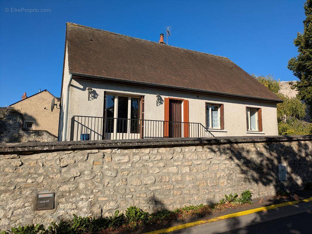 Maison à LA CHARITE-SUR-LOIRE