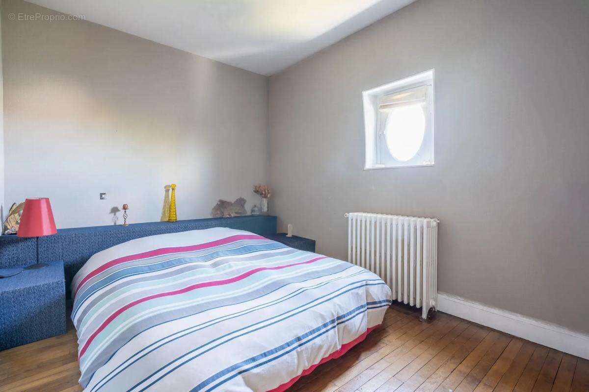 Maison à NEUILLY-PLAISANCE