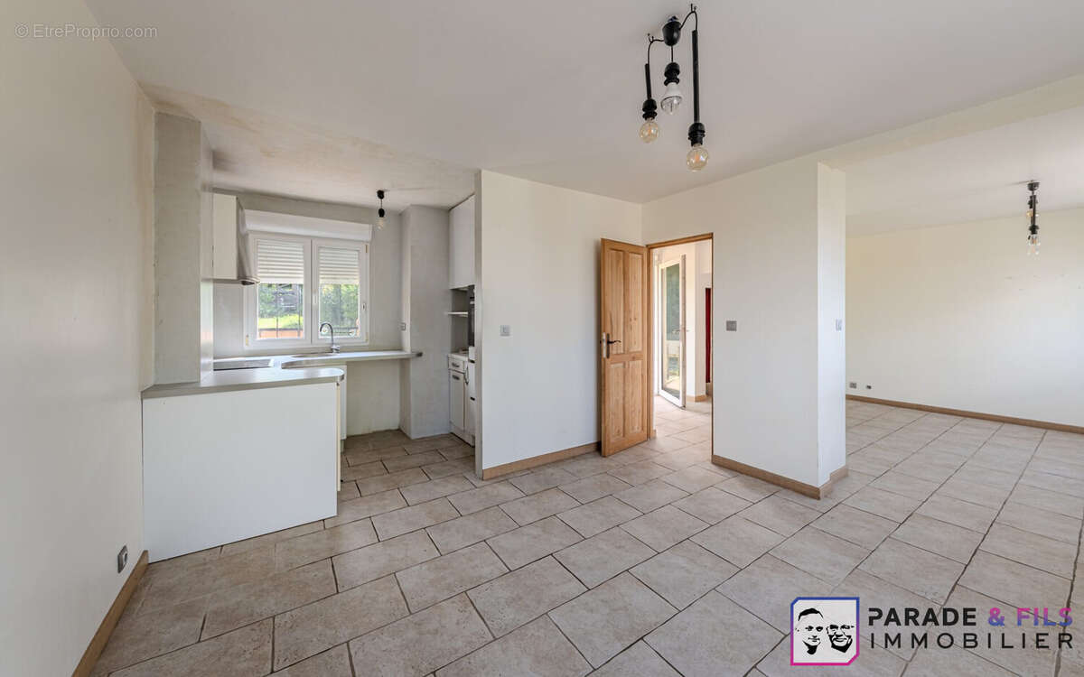 Espace de vie 3 - Maison à MALZEVILLE