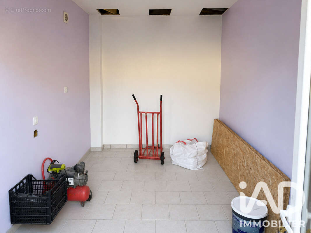 Appartement 85 m² à Montceau-Les-Mines  - photo 3
