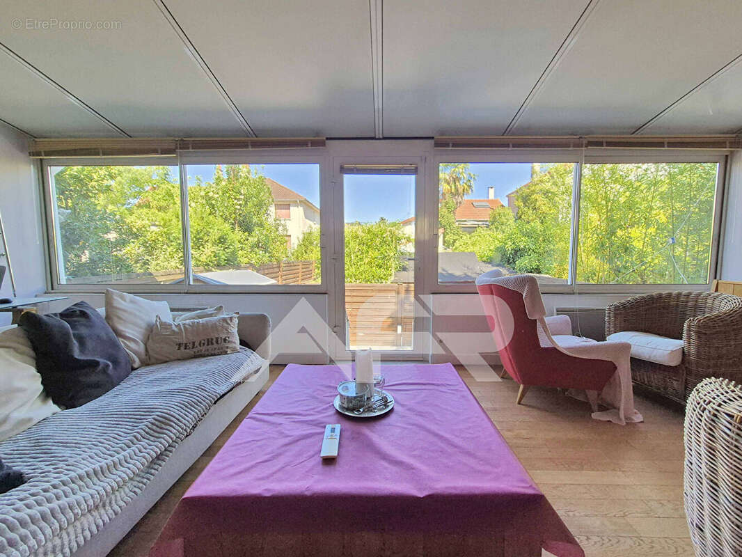 Maison au calme avec jardin a chatou - photo 2