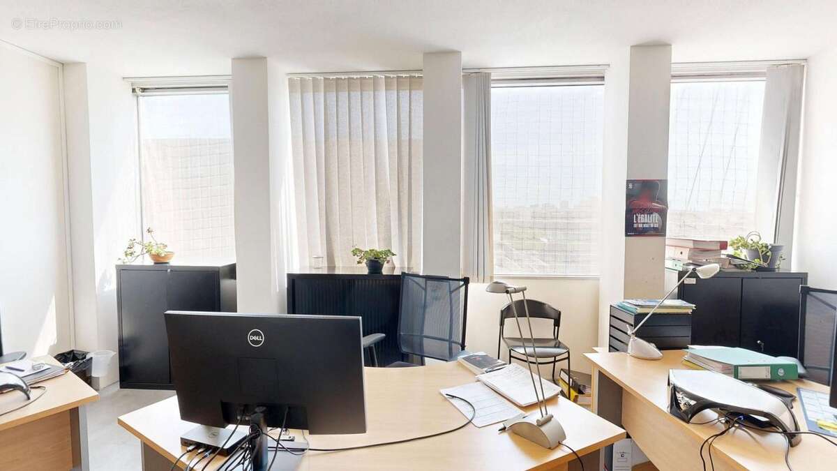 Plateau de Bureaux 14 rue Scandicci - photo 3