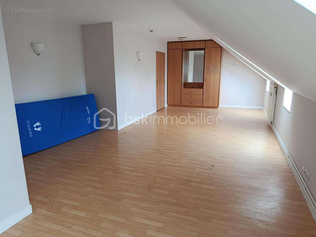 INVESTISSEMENT dans une résidence Senior studio au dernier étage à Verrières-le-Buisson - photo 21