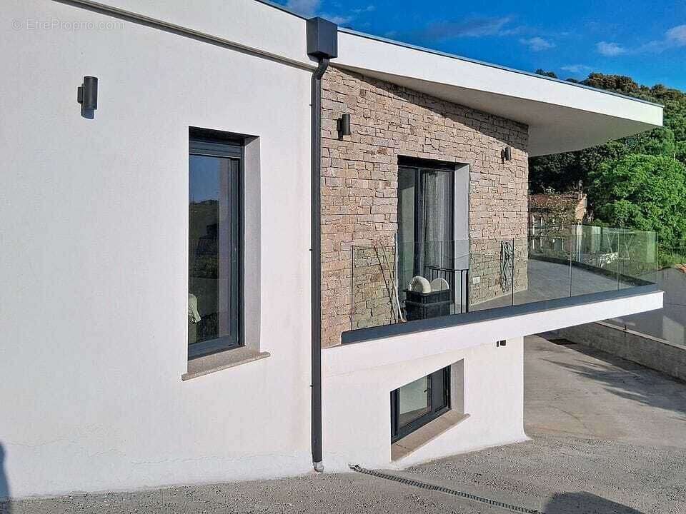 Maison 158 m² à Bastelicaccia  - photo 8