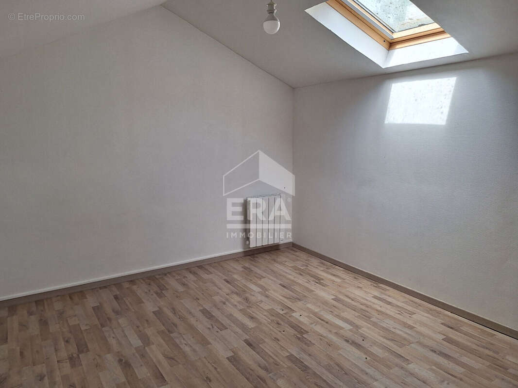 Maison à MONTPON-MENESTEROL