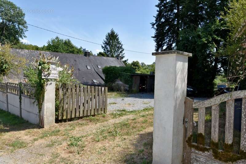 Maison en pierres, 2 chambres avec jardin - photo 8