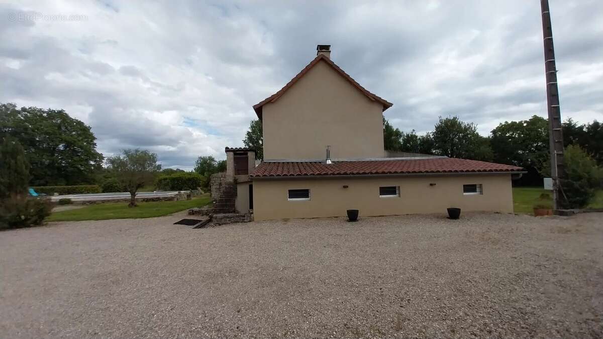 Maison à CAYLUS