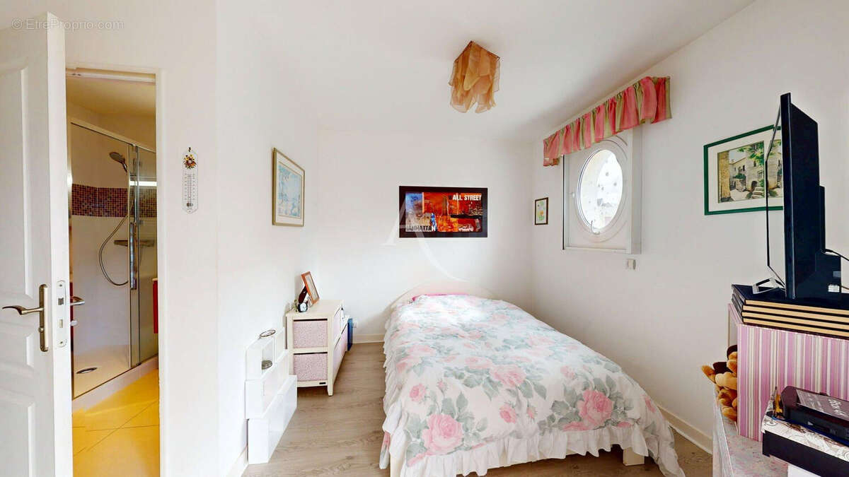 Appartement à LE PLESSIS-ROBINSON