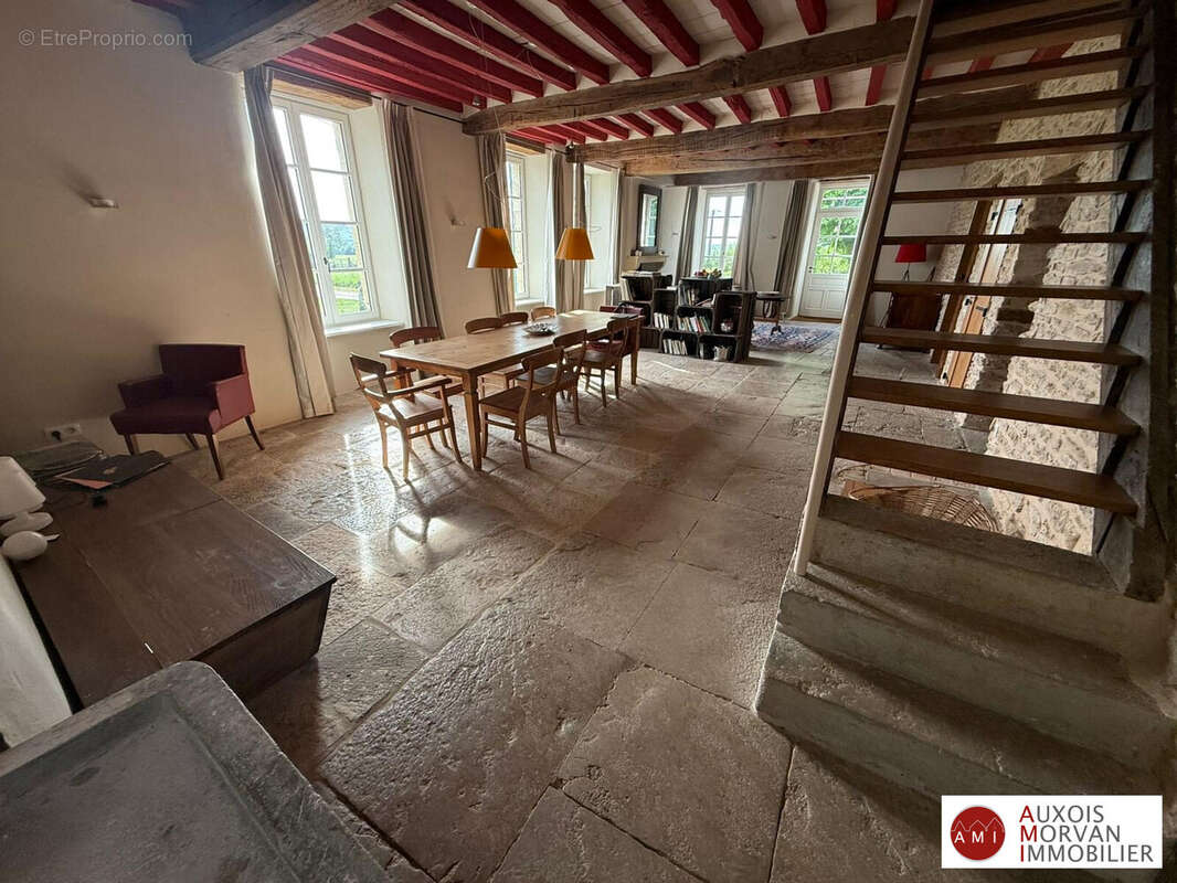 Maison à POUILLY-EN-AUXOIS