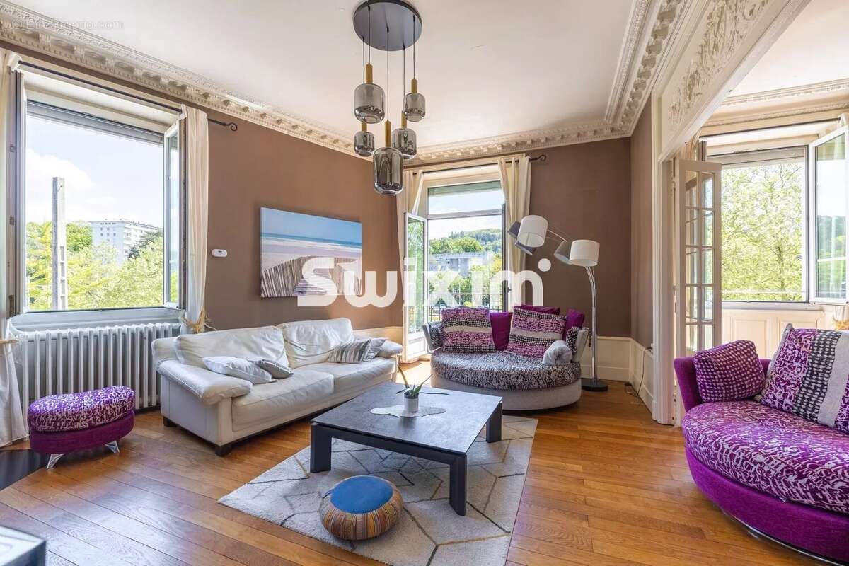 Appartement à LONS-LE-SAUNIER