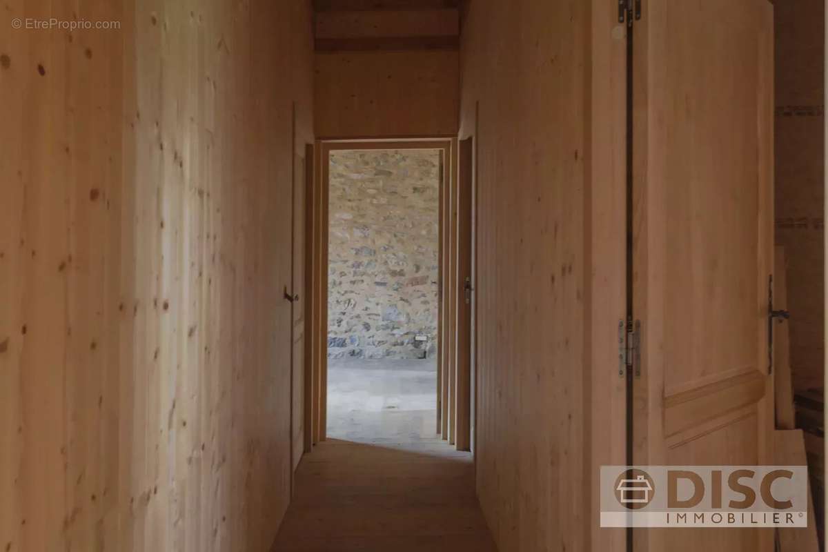 Maison à SAINT-MICHEL-DE-VAX